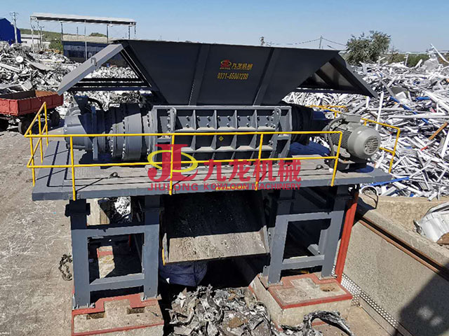 雙軸垃圾粉碎機